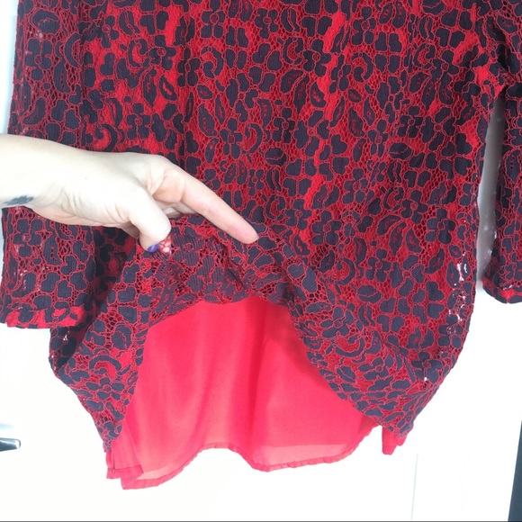 Lace red and navy top - Picture 10 of 10